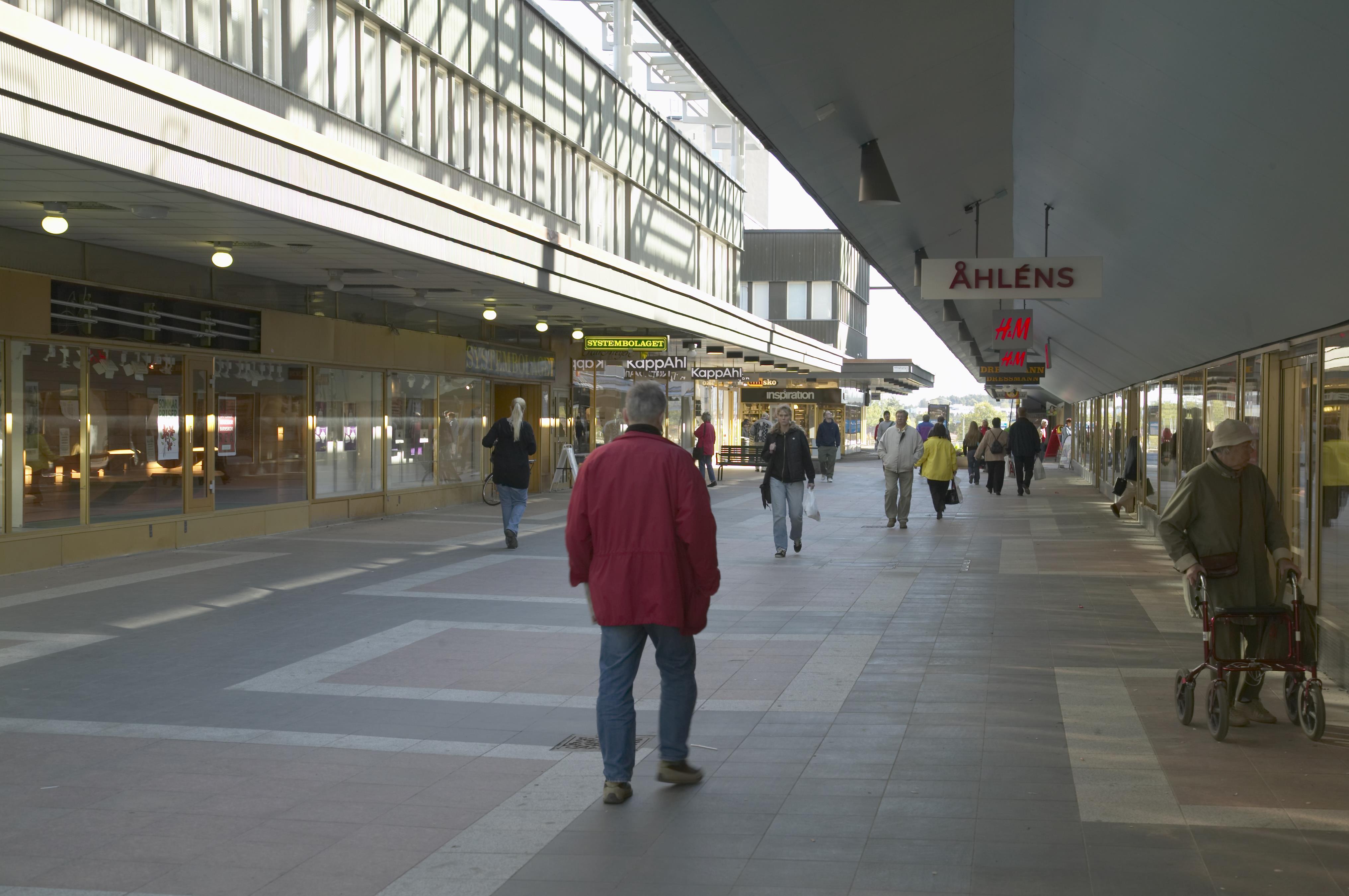 Bengt A Lundberg, Vällingby