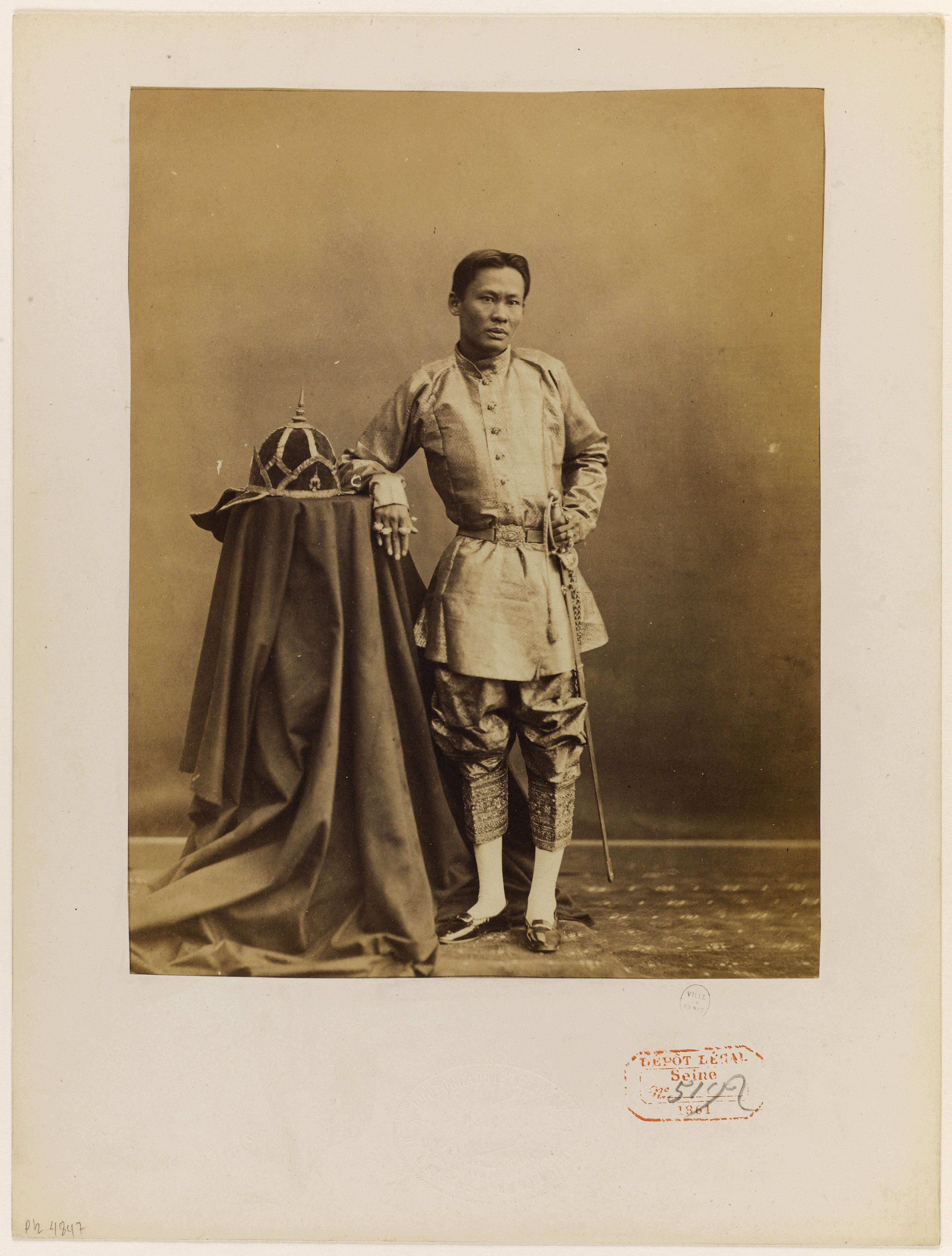 Nadar, Portrait d'un prince (?) d'Indochine.