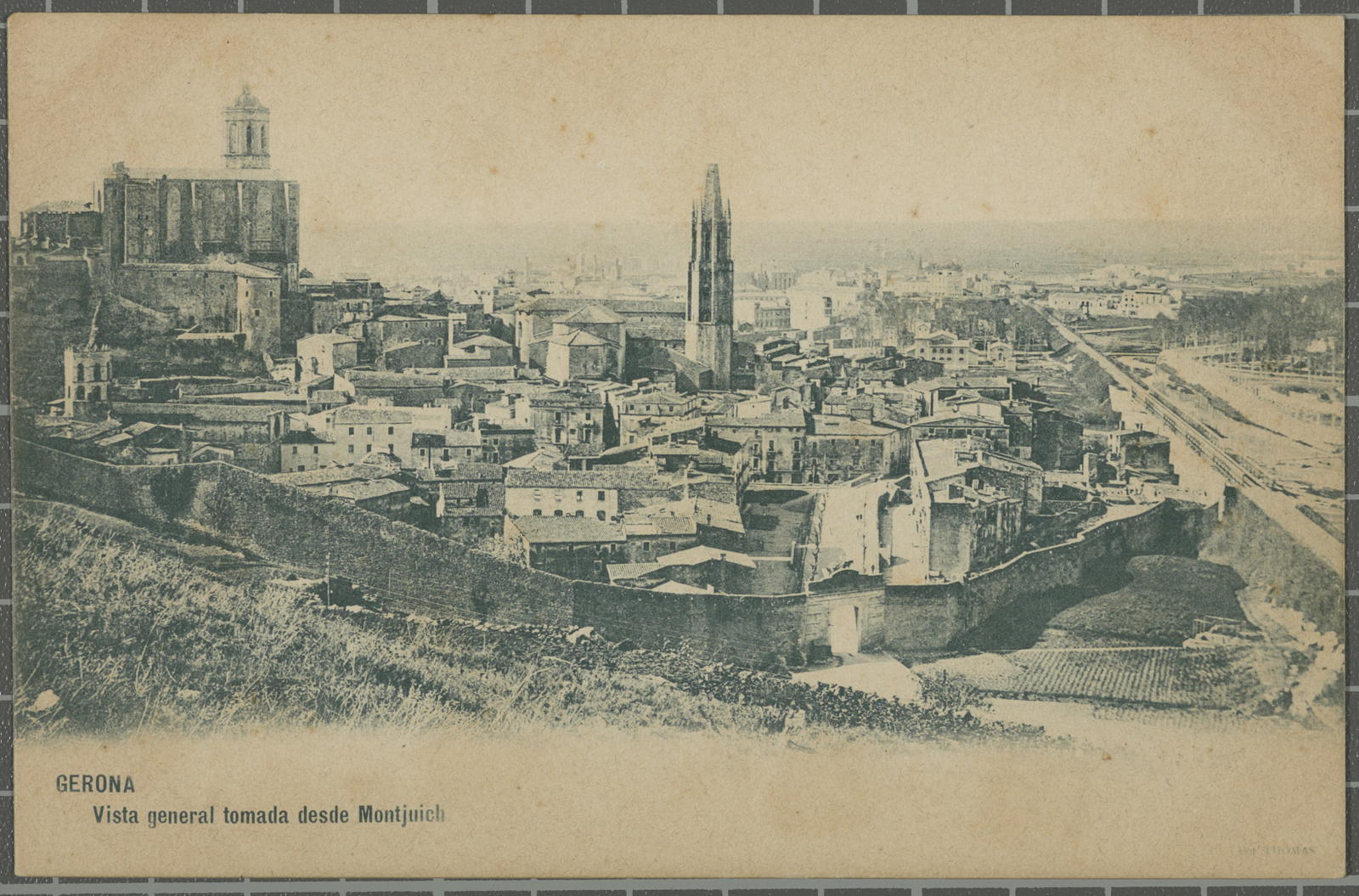 Amadeu Mauri Aulet, Gerona. General view lying from Montjuich