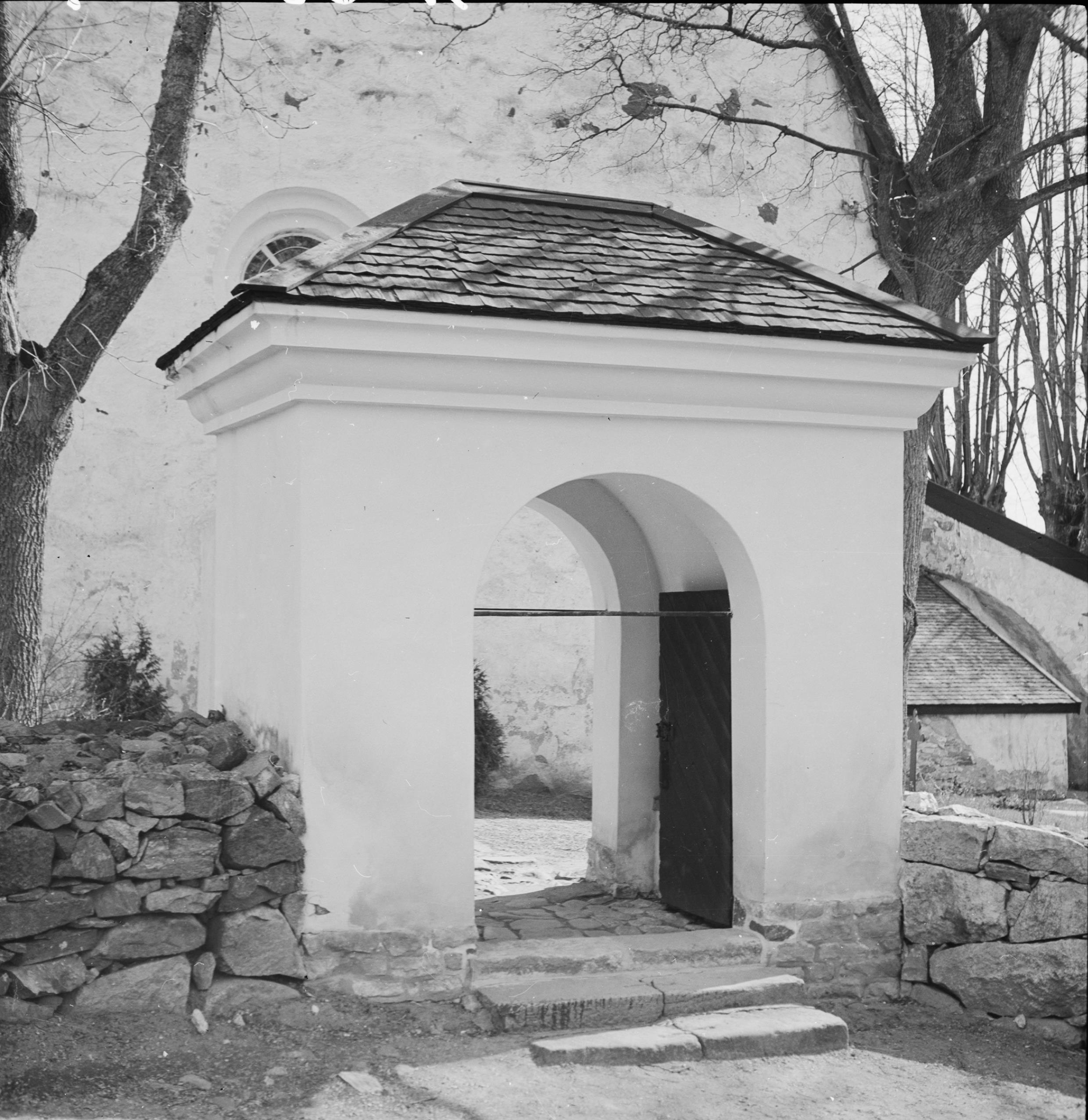Nils Lagergren, Värmdö kyrka