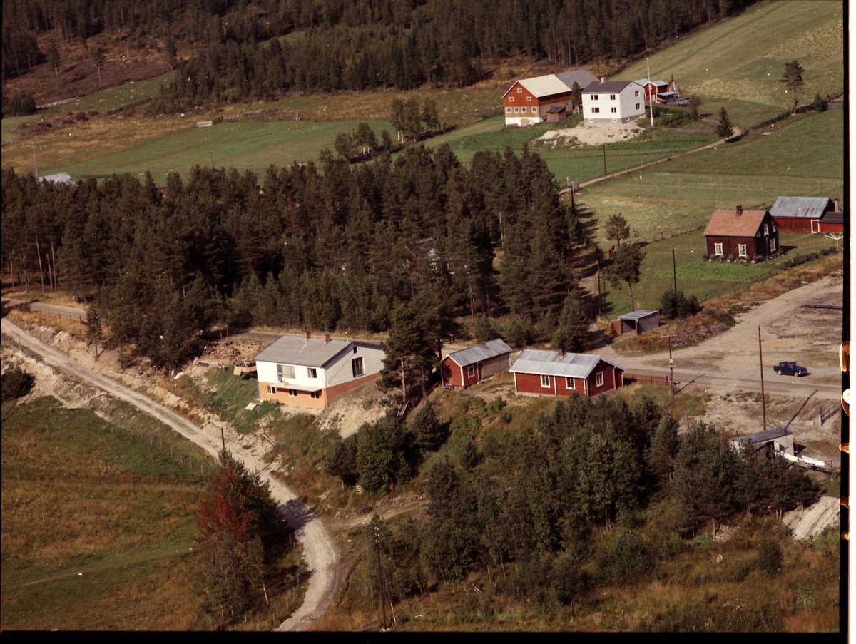 Widerøes Flyveselskap A/S, Gårdsplass.