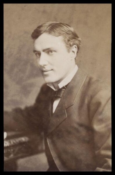 London Stereoscopic and Photographic Company, Guy Little Theatrical Photograph