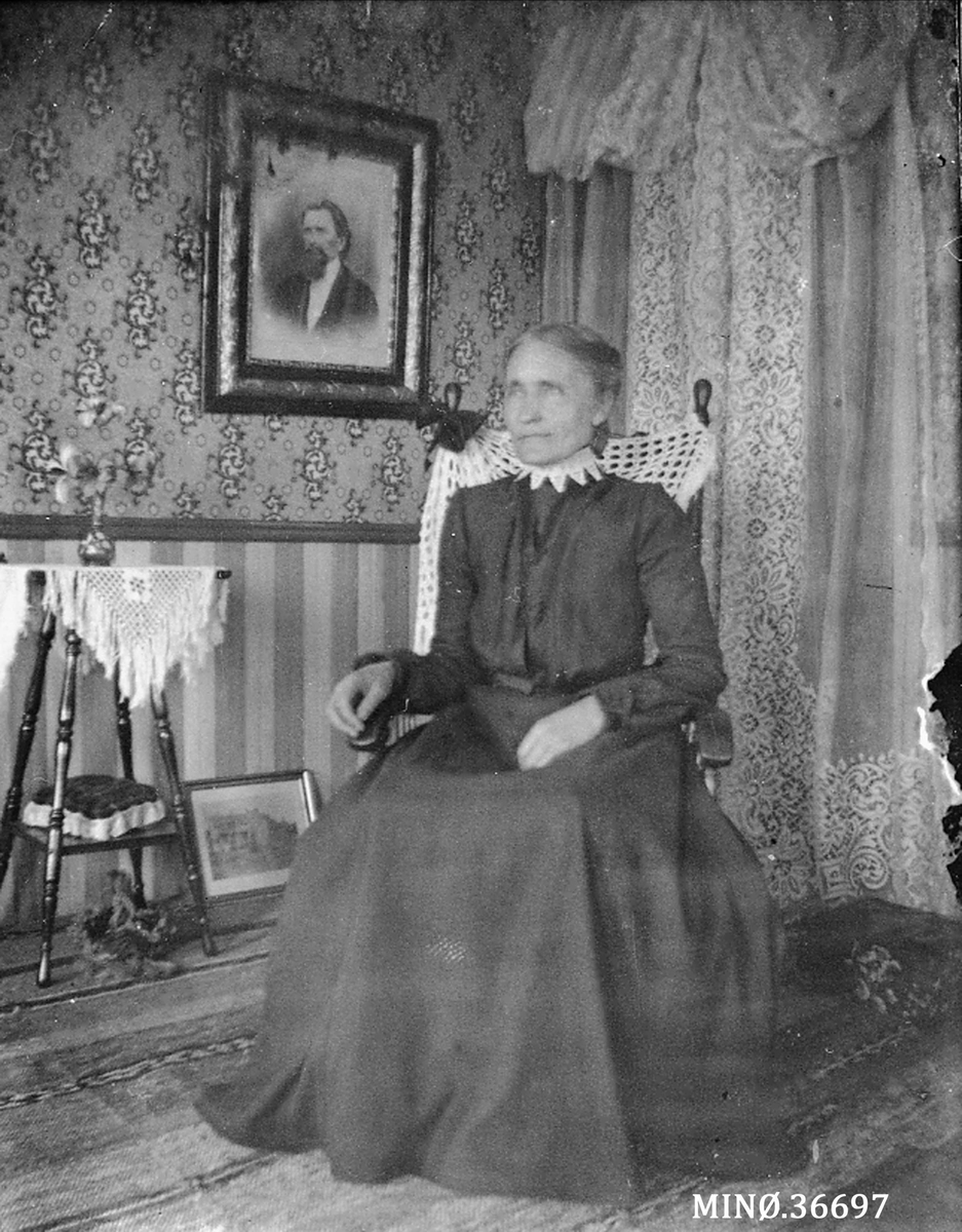 Ellert Kleven, Portrett av eldre kvinne - Ingeborg Kleven, født Storbekken