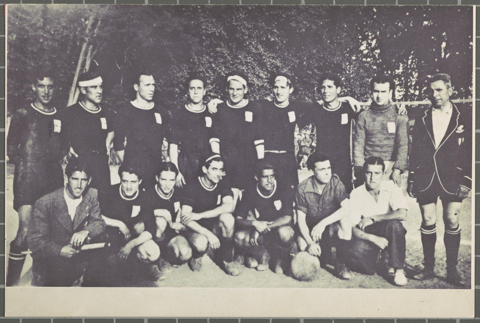 Desconegut, [Retrat de l'equip de futbol del Girona FC]
