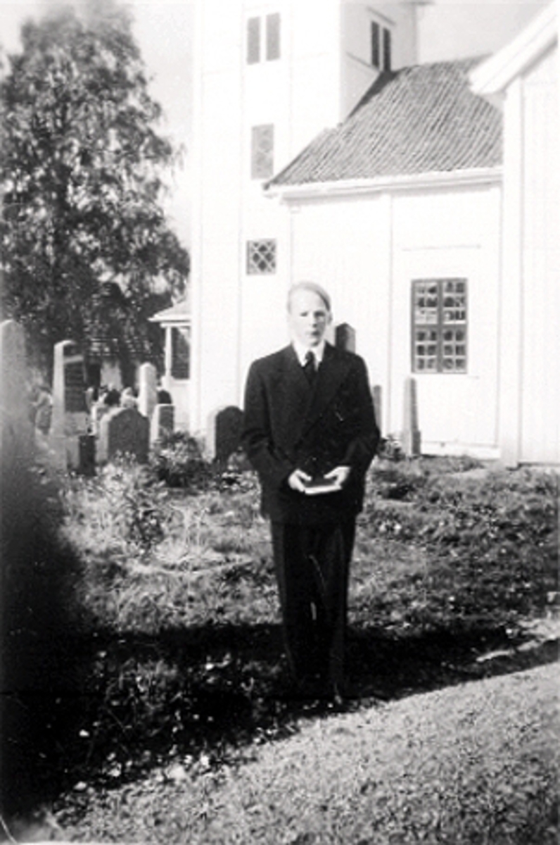 Anno Domkirkeodden, VALLSET KIRKE, GUNNAR FILSETH, KONFIRMANT