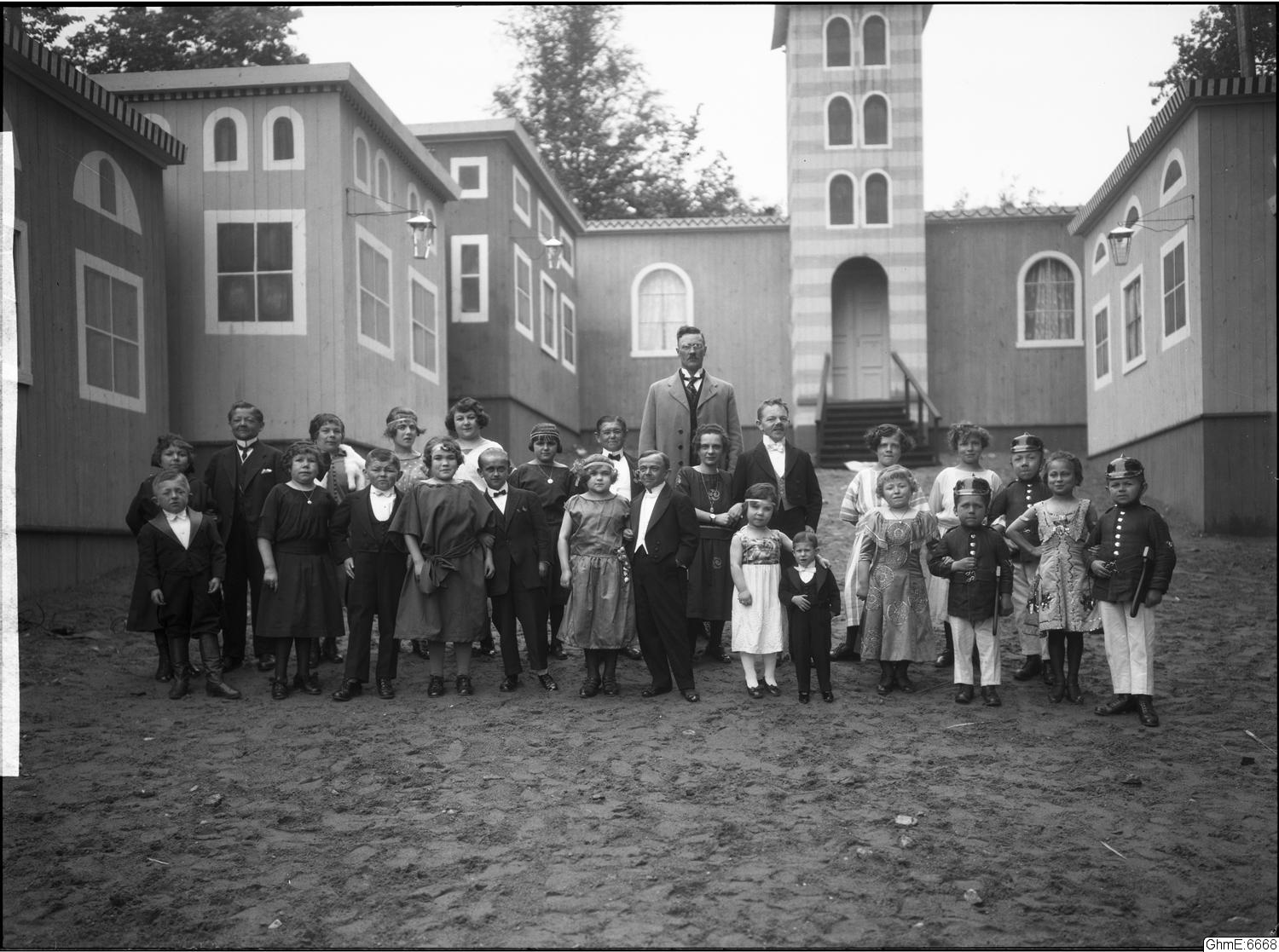 Anders Wilhelm Karnell, bilder, grupporträtt, fotografi
