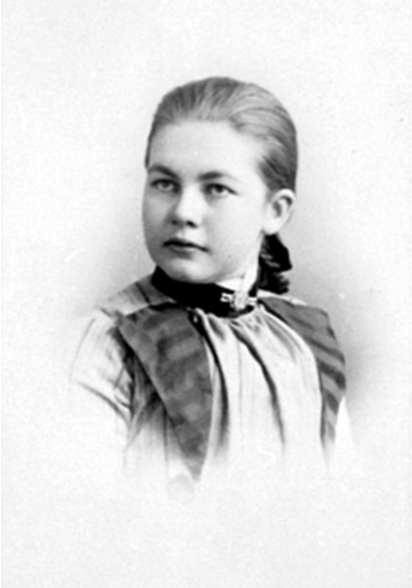 Anno Domkirkeodden, THORA ANDERSEN