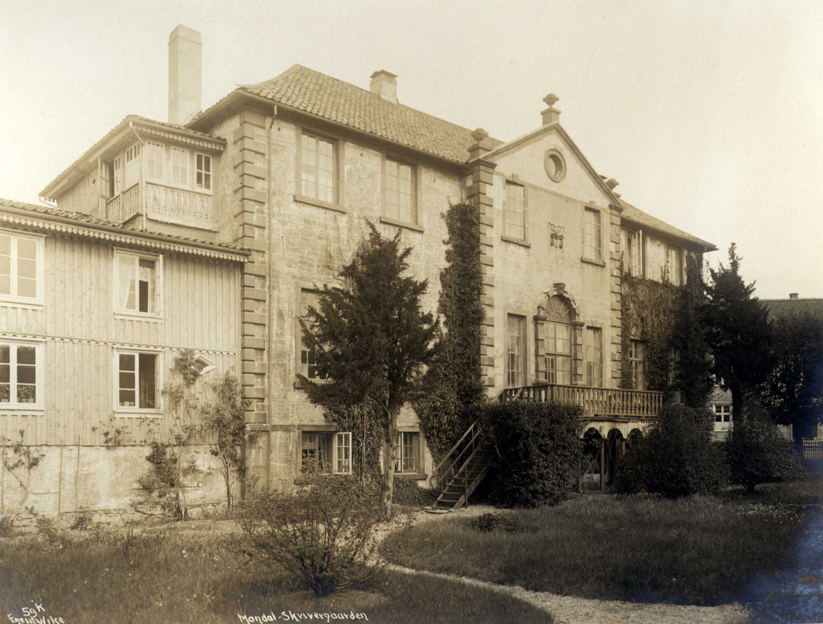 Anders Beer Wilse, Skrivergården, Mandal, Vest-Agder. Fotografert 1912.