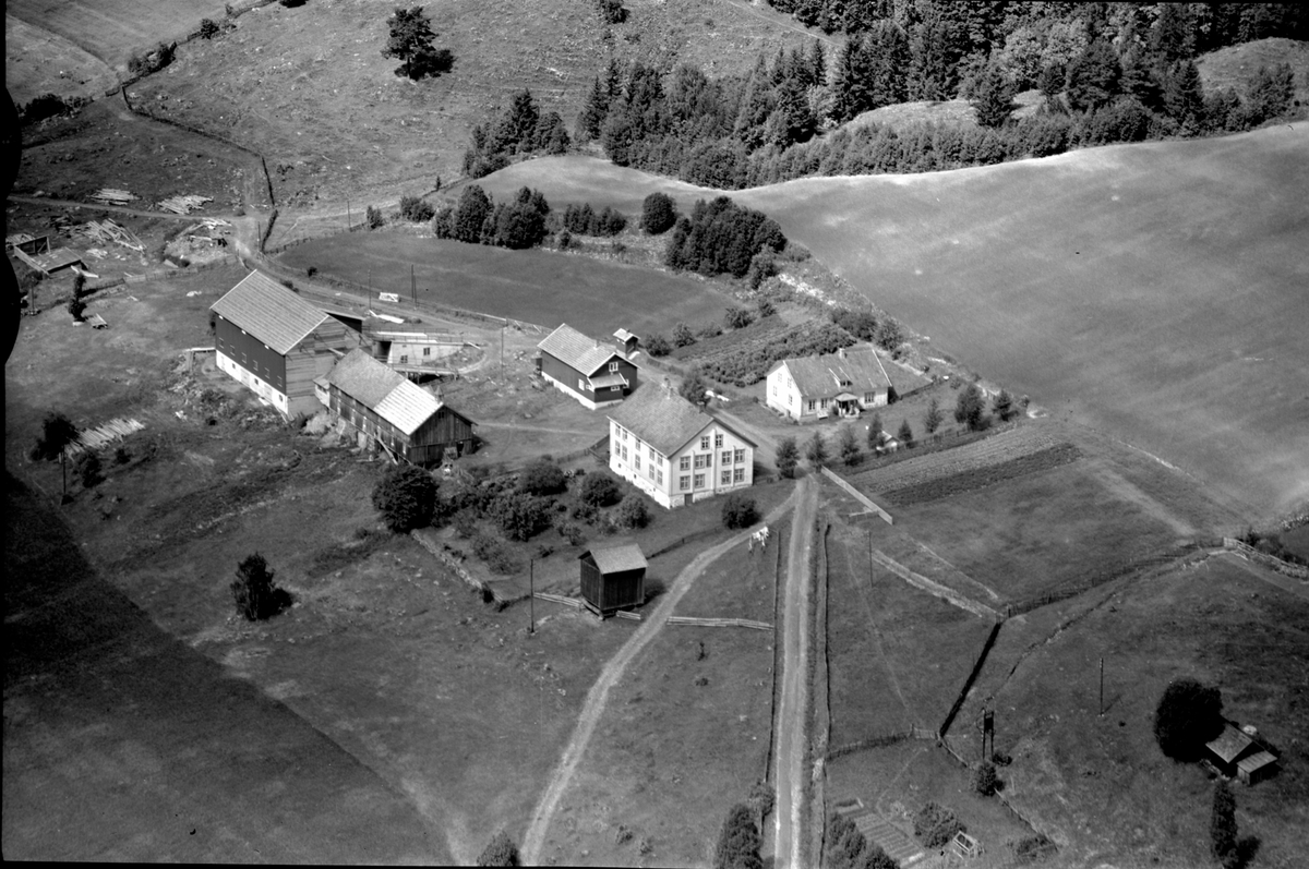 Anno Domkirkeodden, Flyfoto av Tokstad gard, Brøttum, Ringsaker.