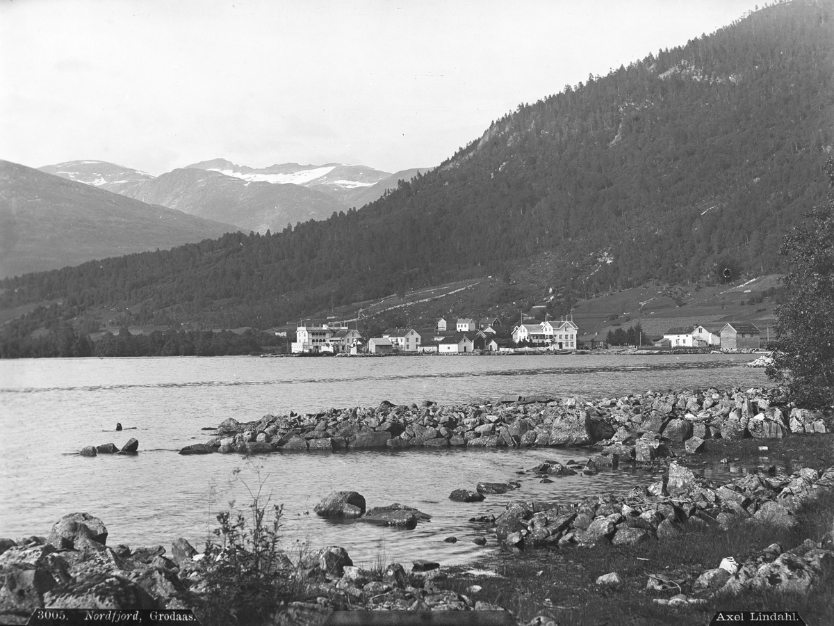 Axel Lindahl, Prot: Nordfjord Grodaas