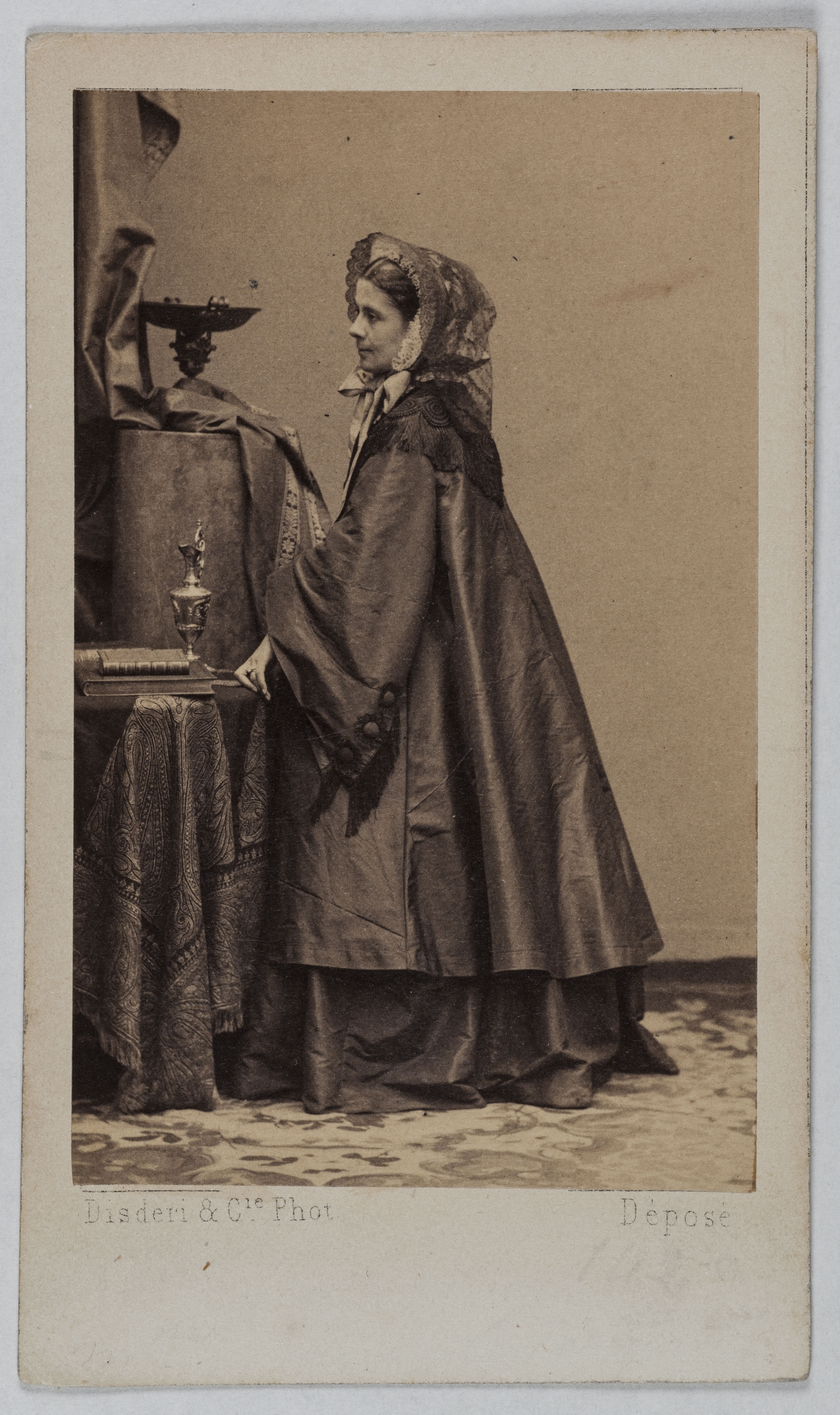 Disderi & Cie, Portrait de Faure-Lefebvre Constance Caroline, (ép. Faure Jean-Baptiste), (1828-1905), (chanteuse)