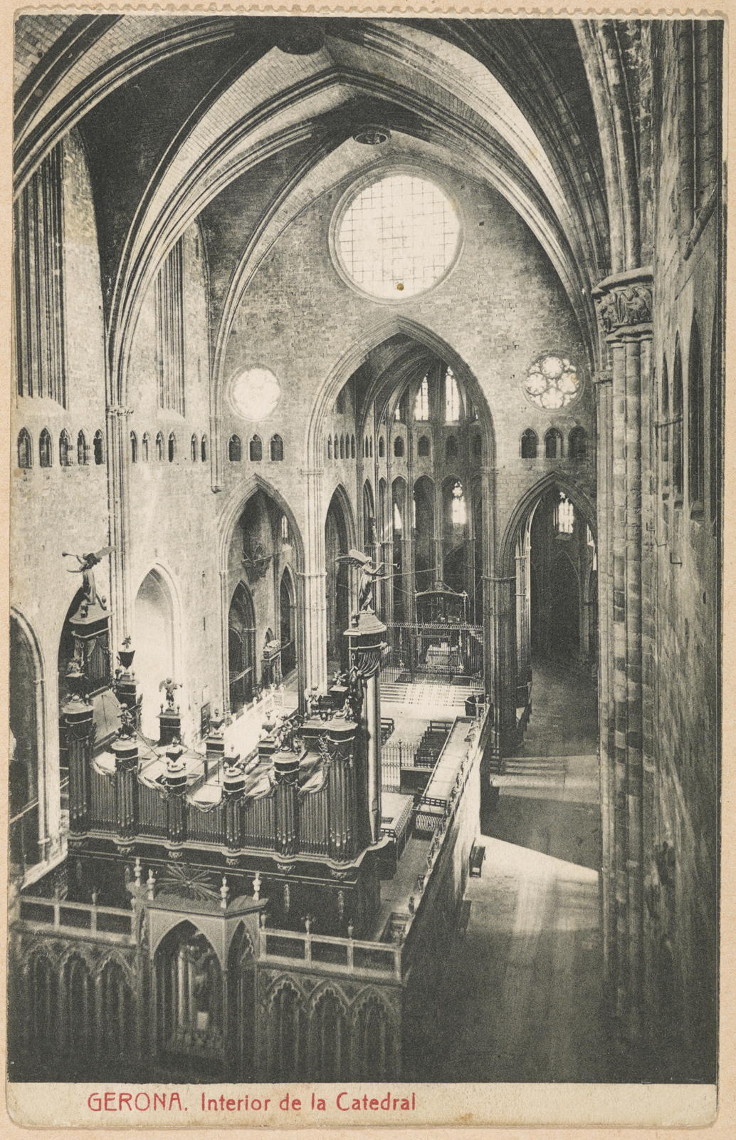 Desconegut, 69 -Gerona. Inside the Cathedral