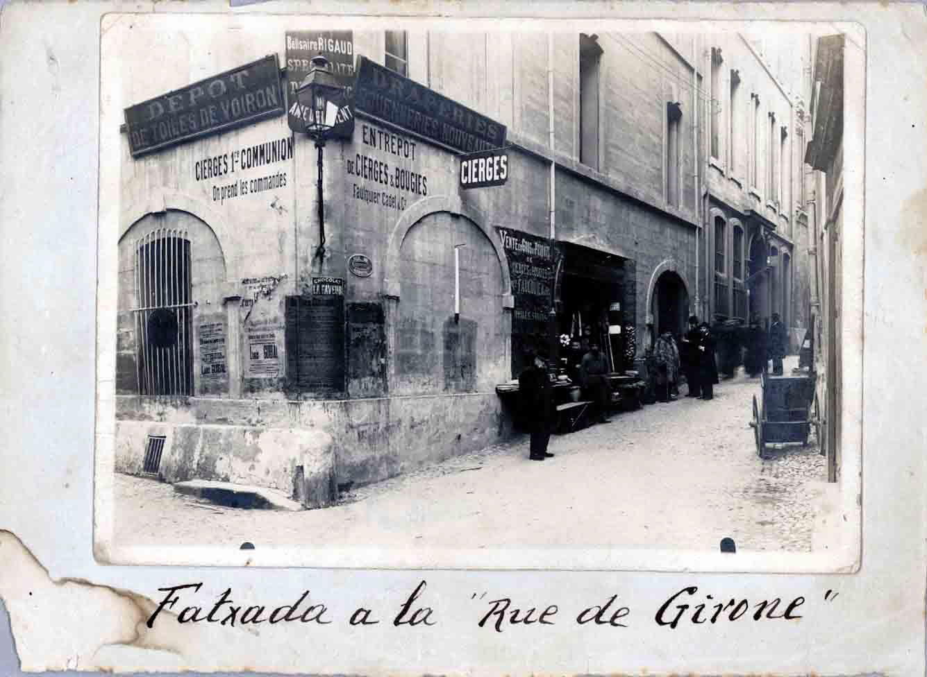 Desconegut, View of the height of the house Hotel de Gerona\ nFacade on Calle de Sant Germain\ nFacade on rue de Girone\ nEntrance Main\ nDetail corner