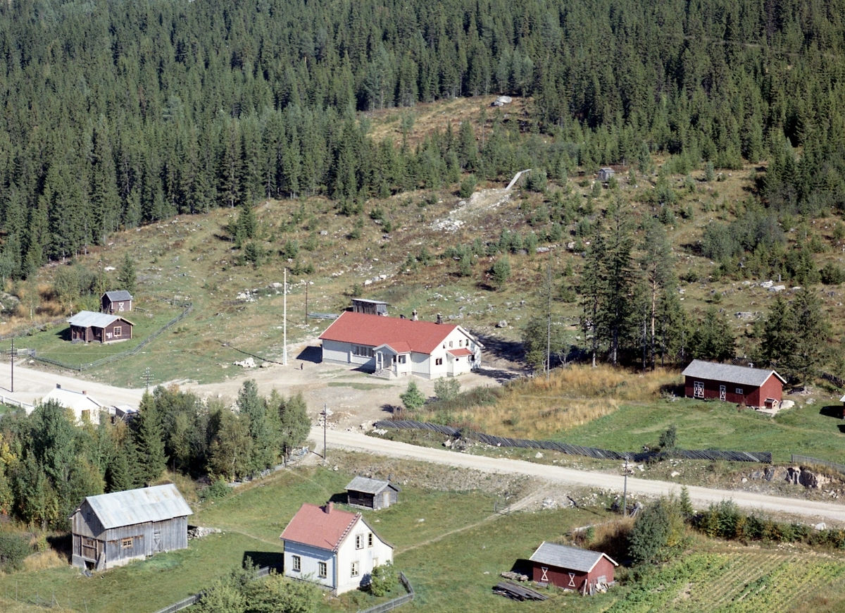 Widerøes Flyveselskap A/S, Forsamlingshus