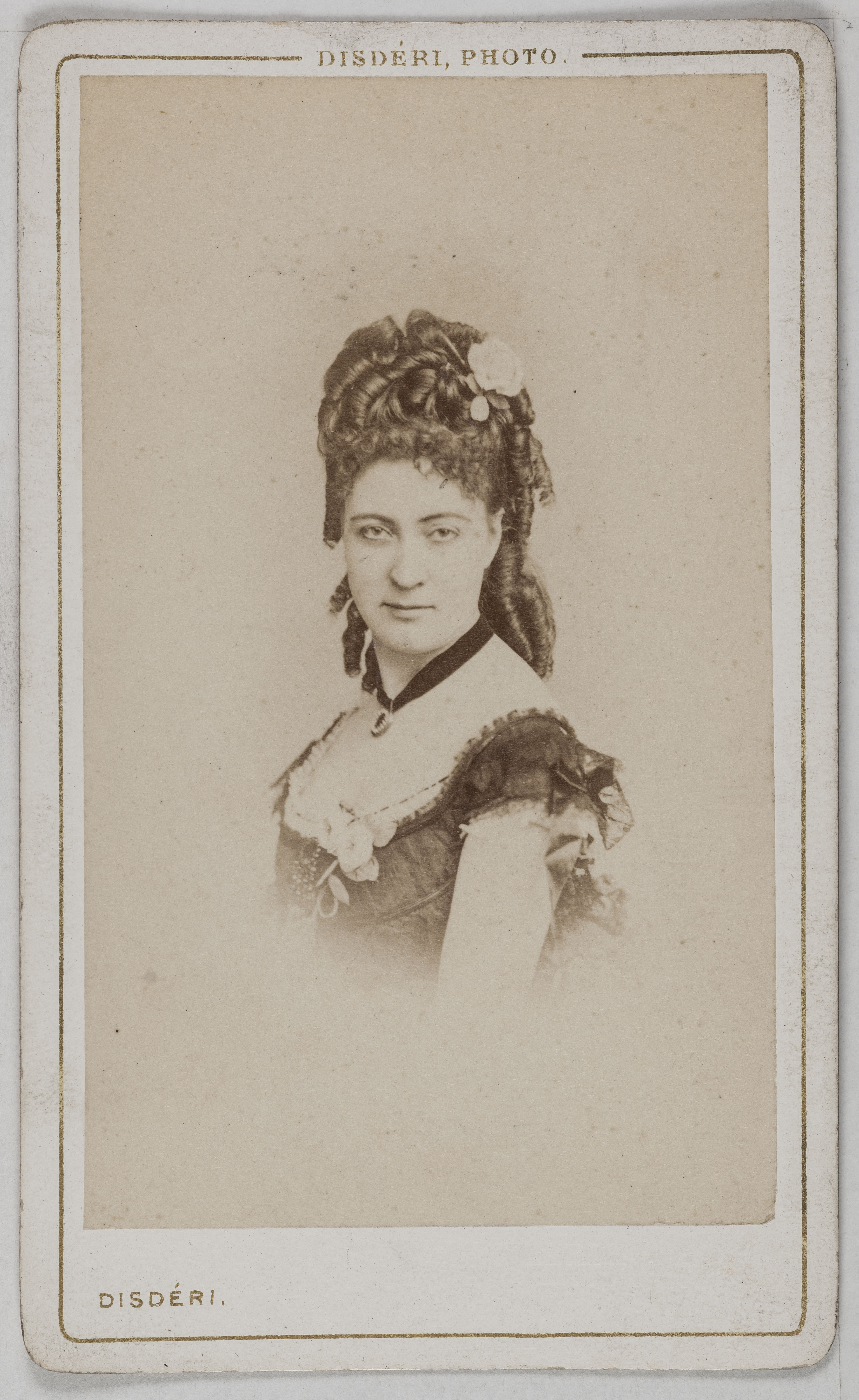 André-Adolphe-Eugène Disdéri, Portrait de Judith (actrice aux Folies Bergère)
