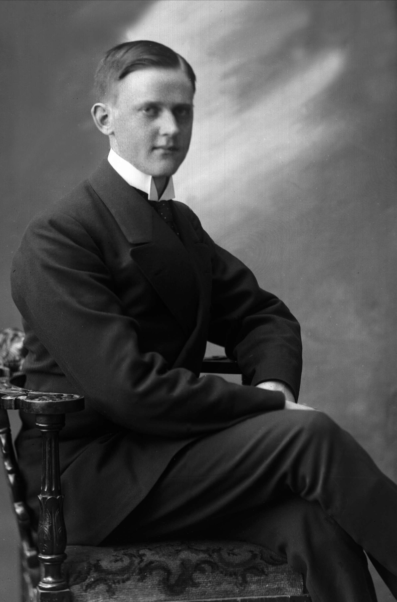 Gustav Borgen, NFB.37617