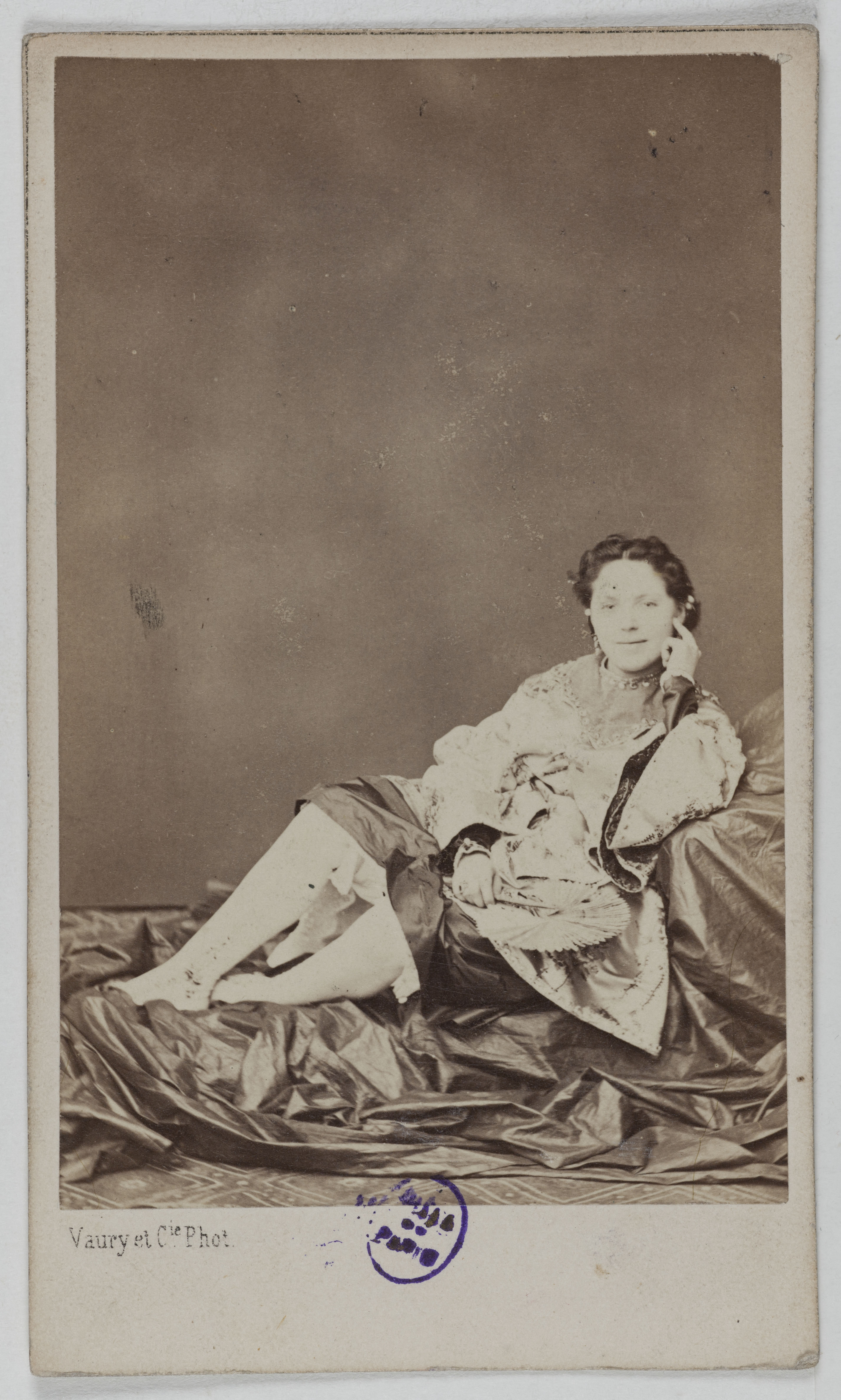 Vaury et Cie, Portrait de Marie Leroux, (actrice)