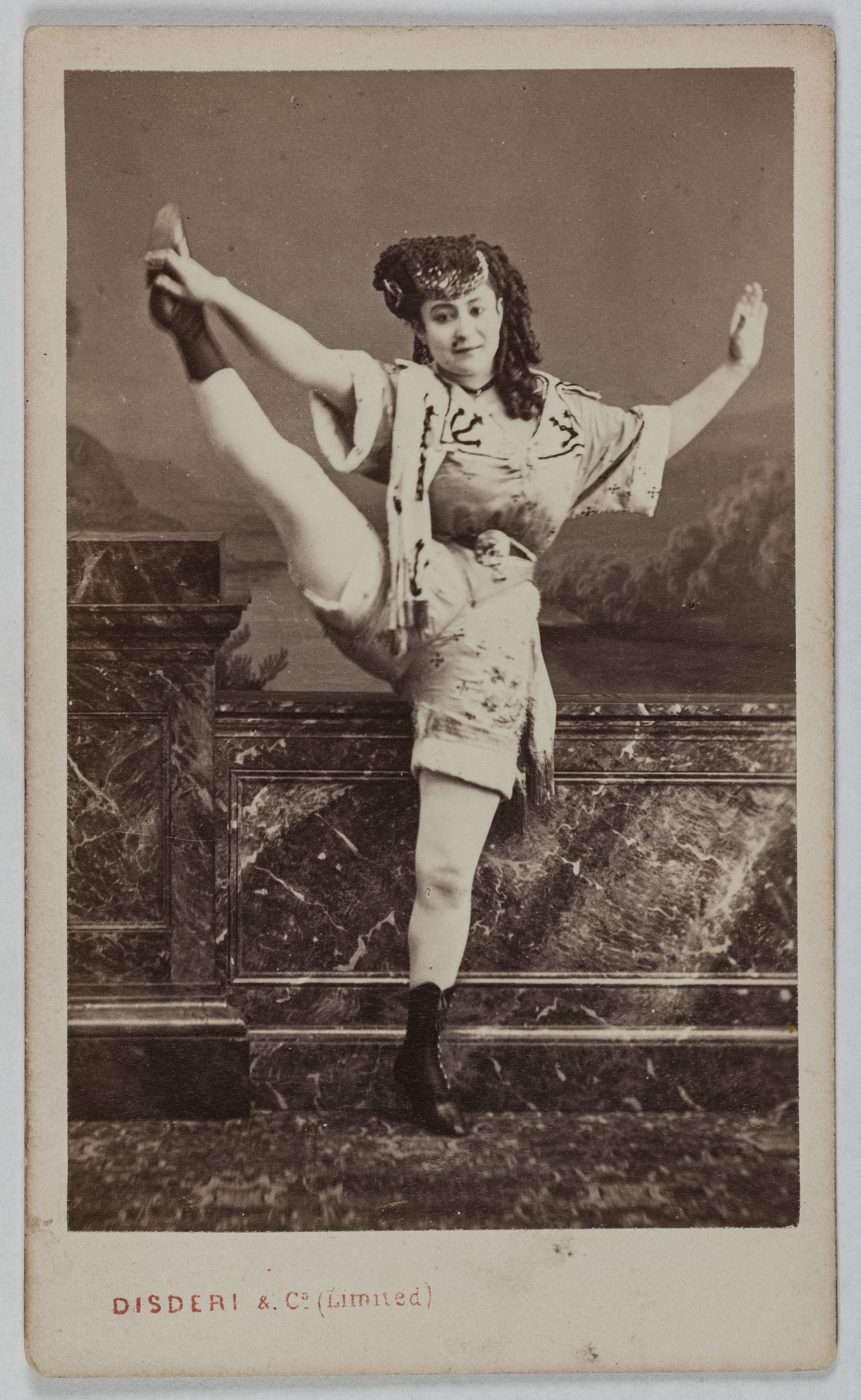 André-Adolphe-Eugène Disdéri, Portrait de Finette, (Joséphine Durwend, dite), (danseuse)