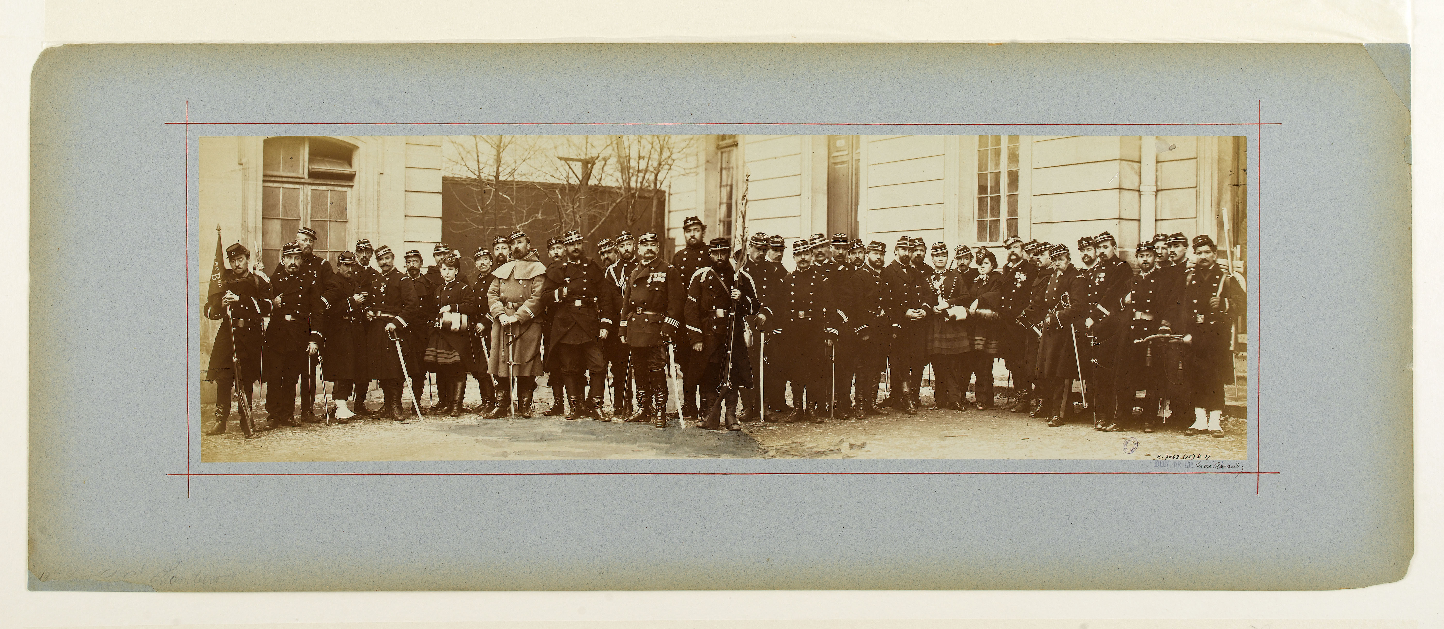 André-Adolphe-Eugène Disdéri, Panorama : portrait de groupe de soldats