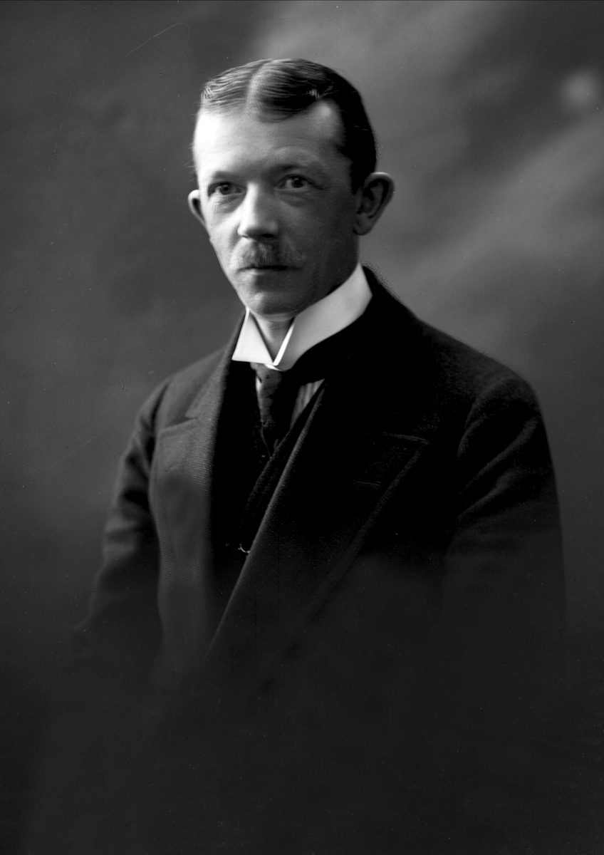 Gustav Borgen, NFB.03638