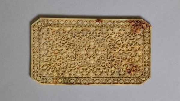 Unknown, Panel