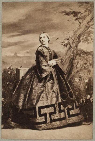 Unknown, Carte-de-visite photographs (480). Four photographs  are dry-mounted to each sheet (120).