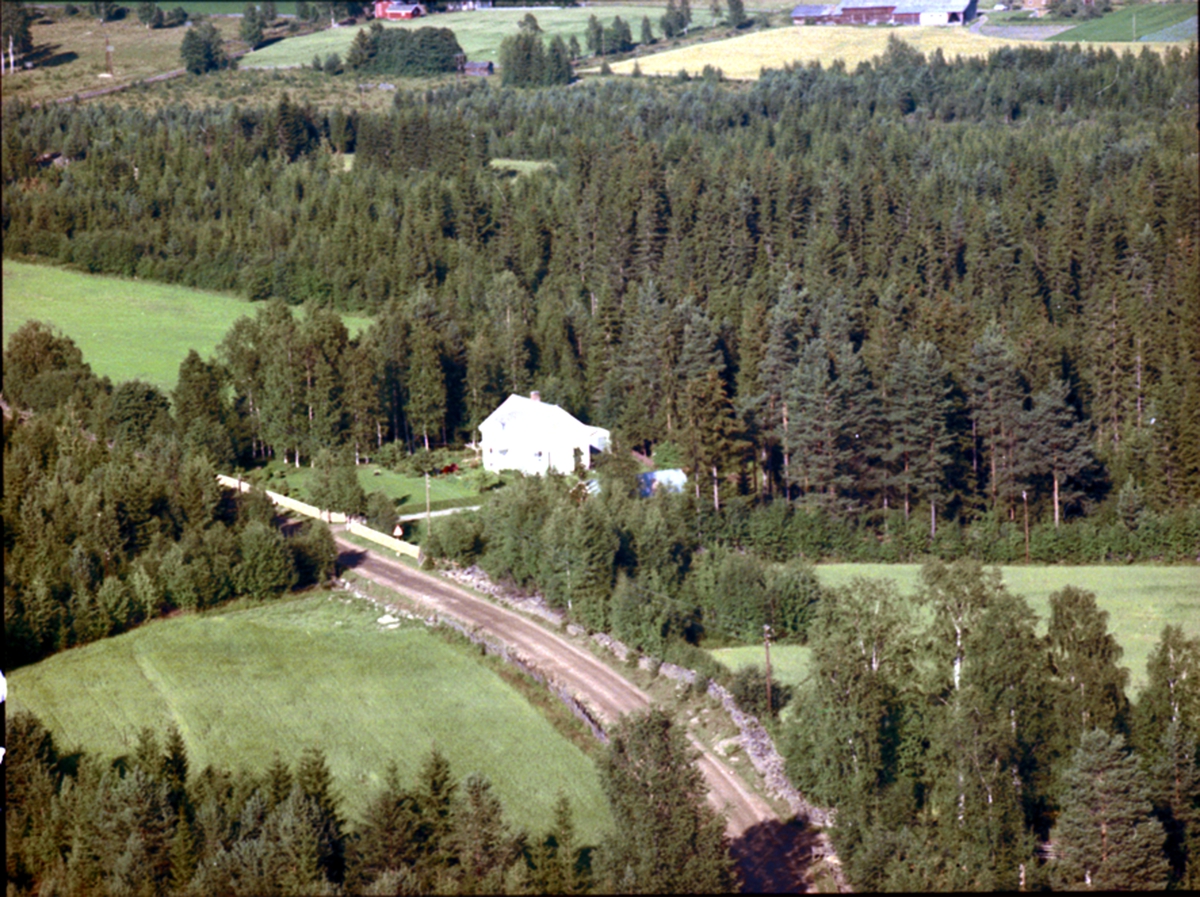 Widerøes Flyveselskap A/S, FLYFOTO FREDHEIM, VALLSET