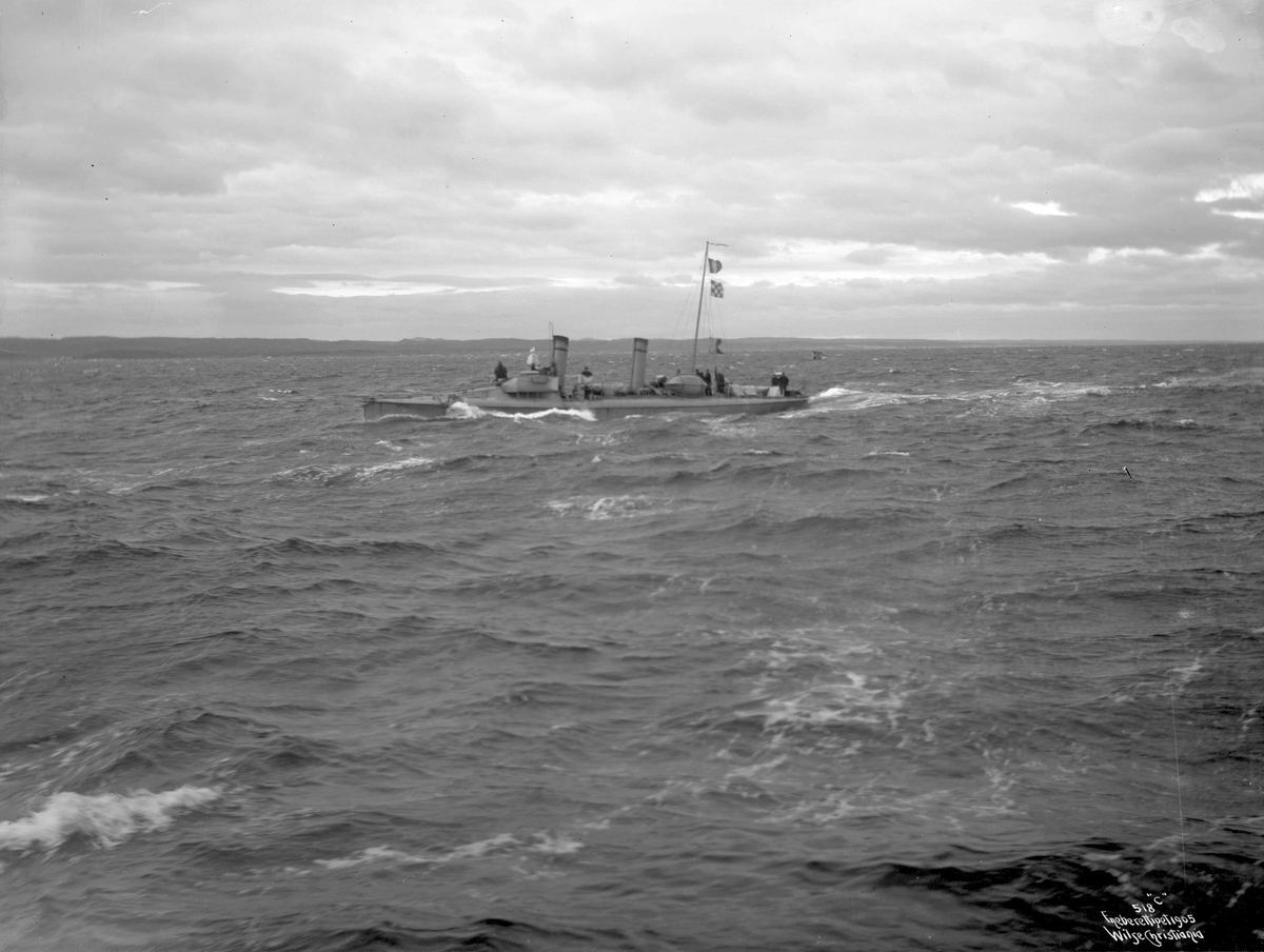 Anders Beer Wilse, 1. klasse torpedobåt i sjøen