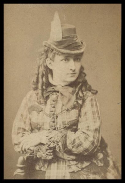 London Stereoscopic and Photographic Company, Guy Little Theatrical Photograph