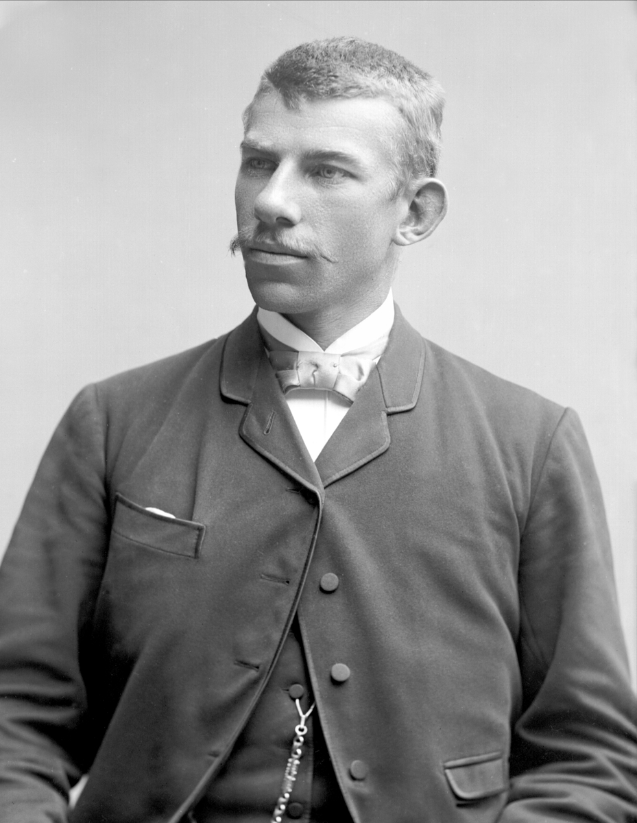 Gustav Borgen, NFB.28979