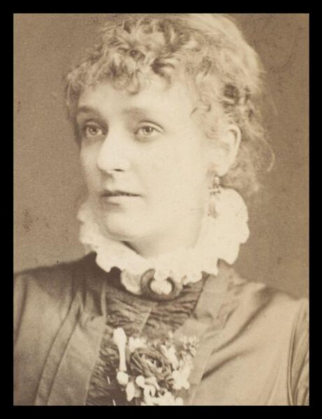 London Stereoscopic and Photographic Company, Guy Little Theatrical Photograph