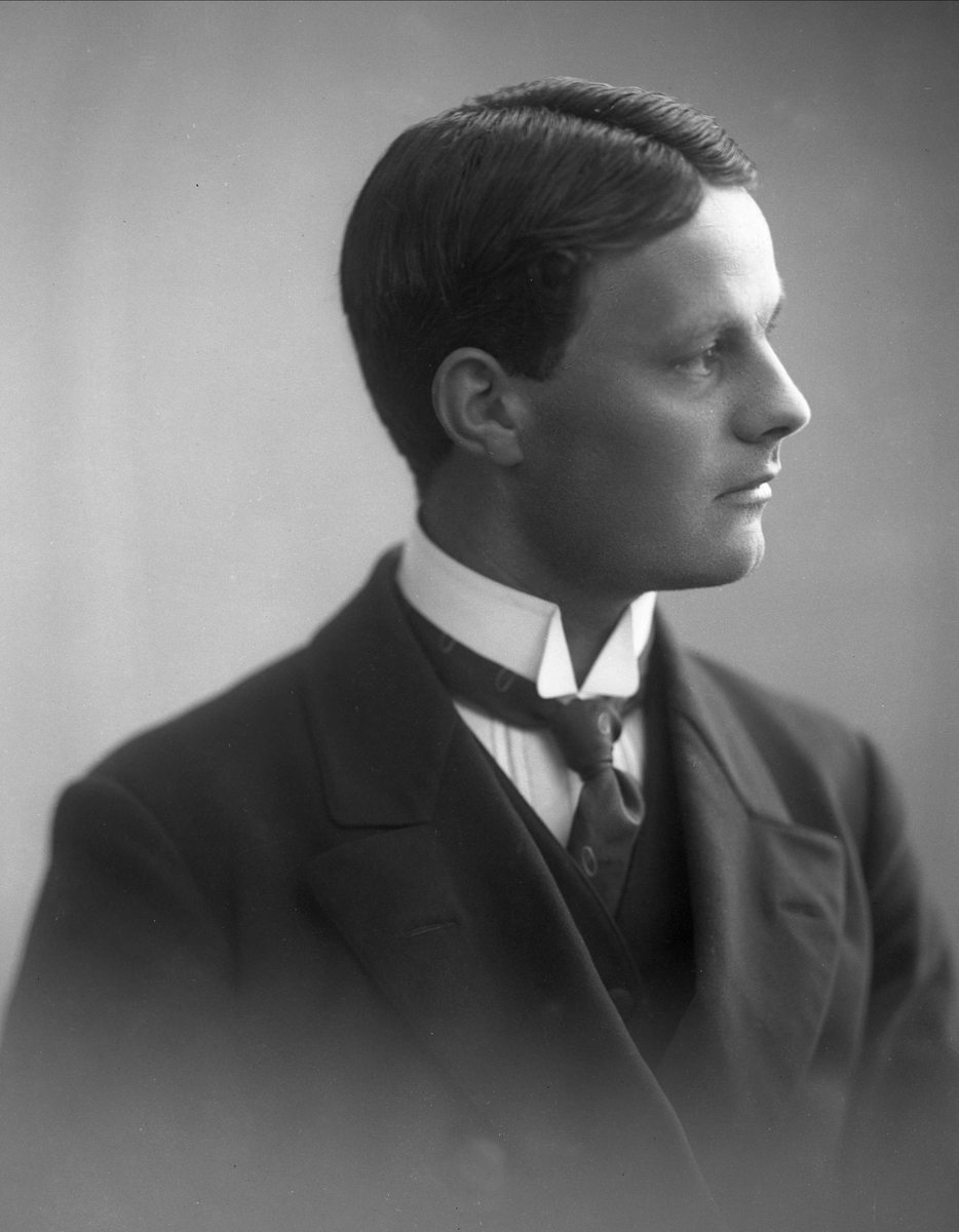 Gustav Borgen, NFB.43979
