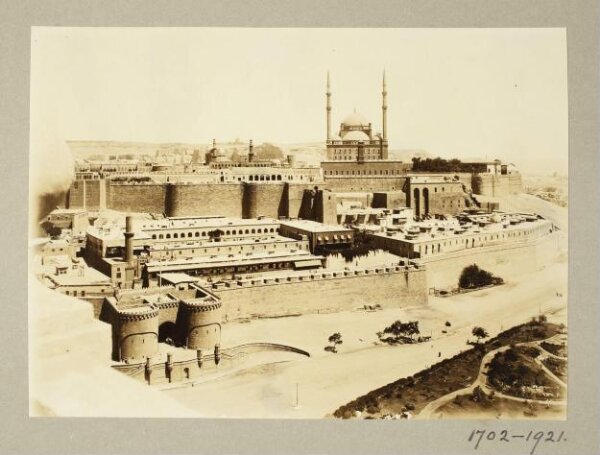 K.A.C. Creswell, View from the minaret of the madrasa of Mamluk Sultan al-Nasir Hasan on the Citadel of Salah el-Din, Cairo