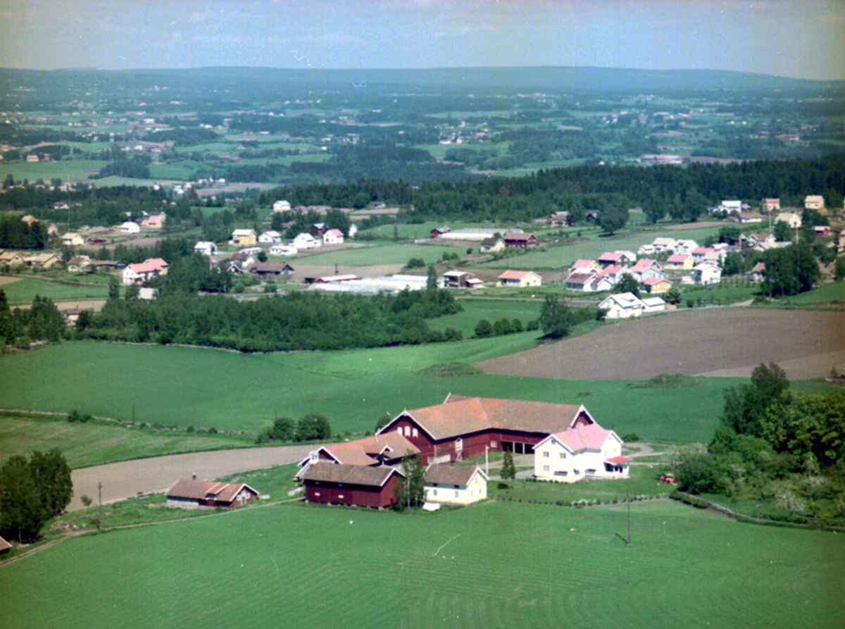 Widerøes Flyveselskap A/S, FLYFOTO ARSTAD