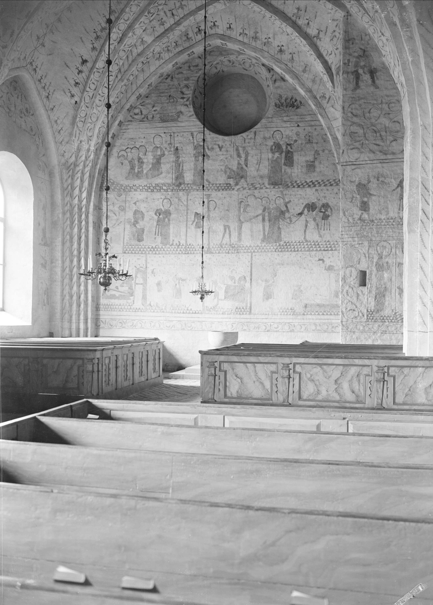 Gunnar Sundgren, Interiör i Vendels kyrka, Vendels socken, Uppland 1940