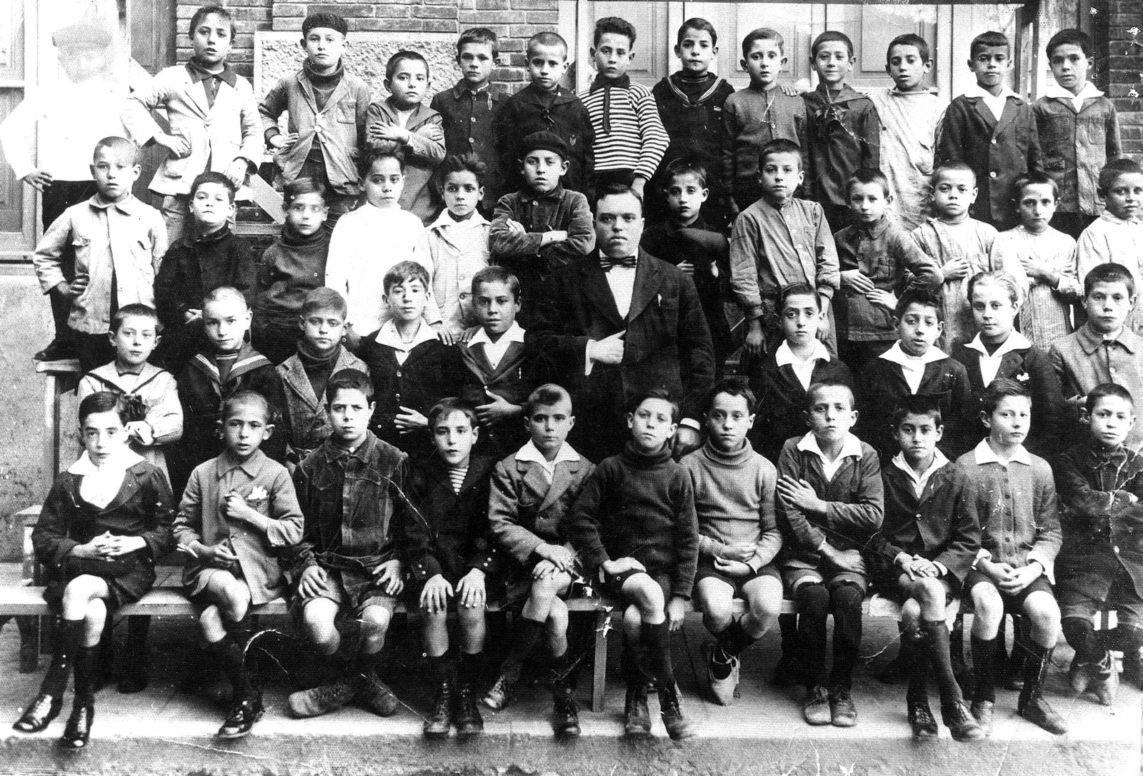 Desconegut, [Retrat d'alumnes]