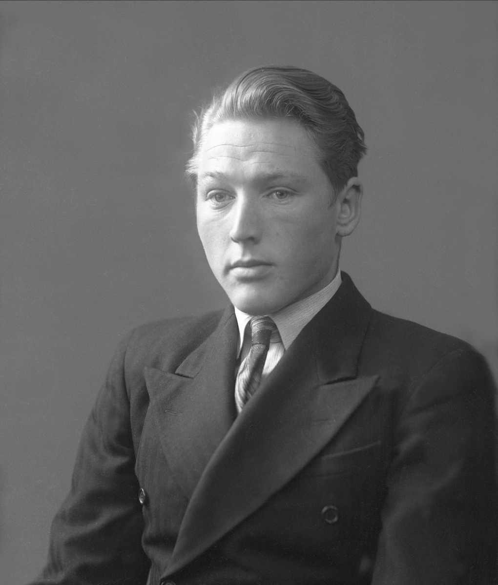Gustav Borgen, NFB.56373