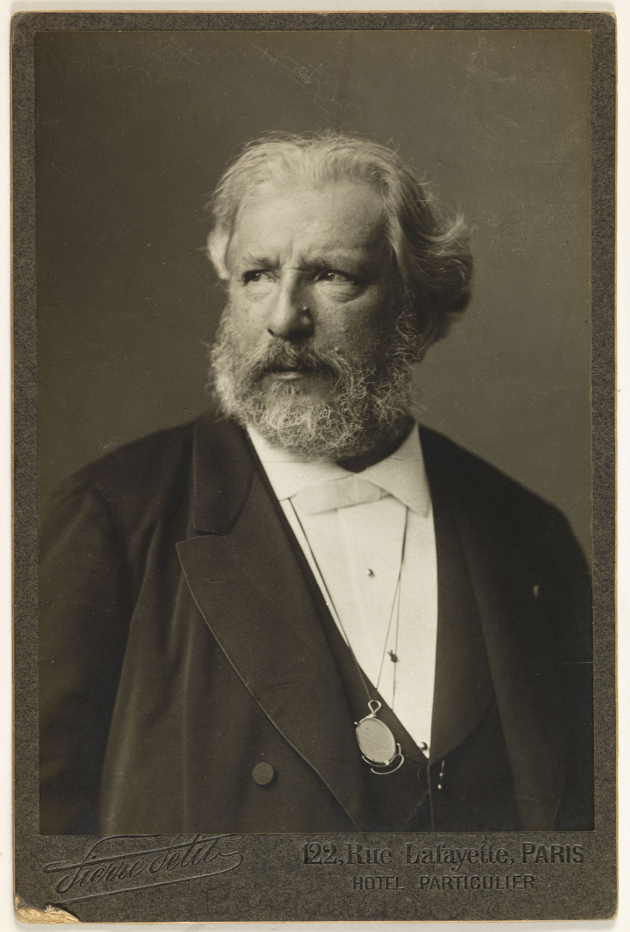 Pierre Petit, Portrait d'Adolphe William Bouguereau, (1825-1905), peintre