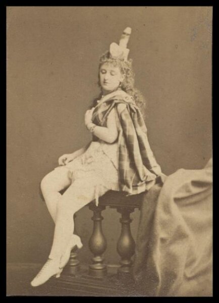 London Stereoscopic and Photographic Company, Guy Little Theatrical Photograph