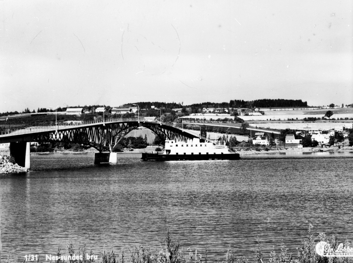 Anno Domkirkeodden, M.F Hamar-Kapp ferga ved Nessundet bru, Mjøsa.