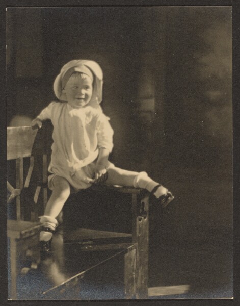 Louis Fleckenstein, [Baby Seated on Bench]