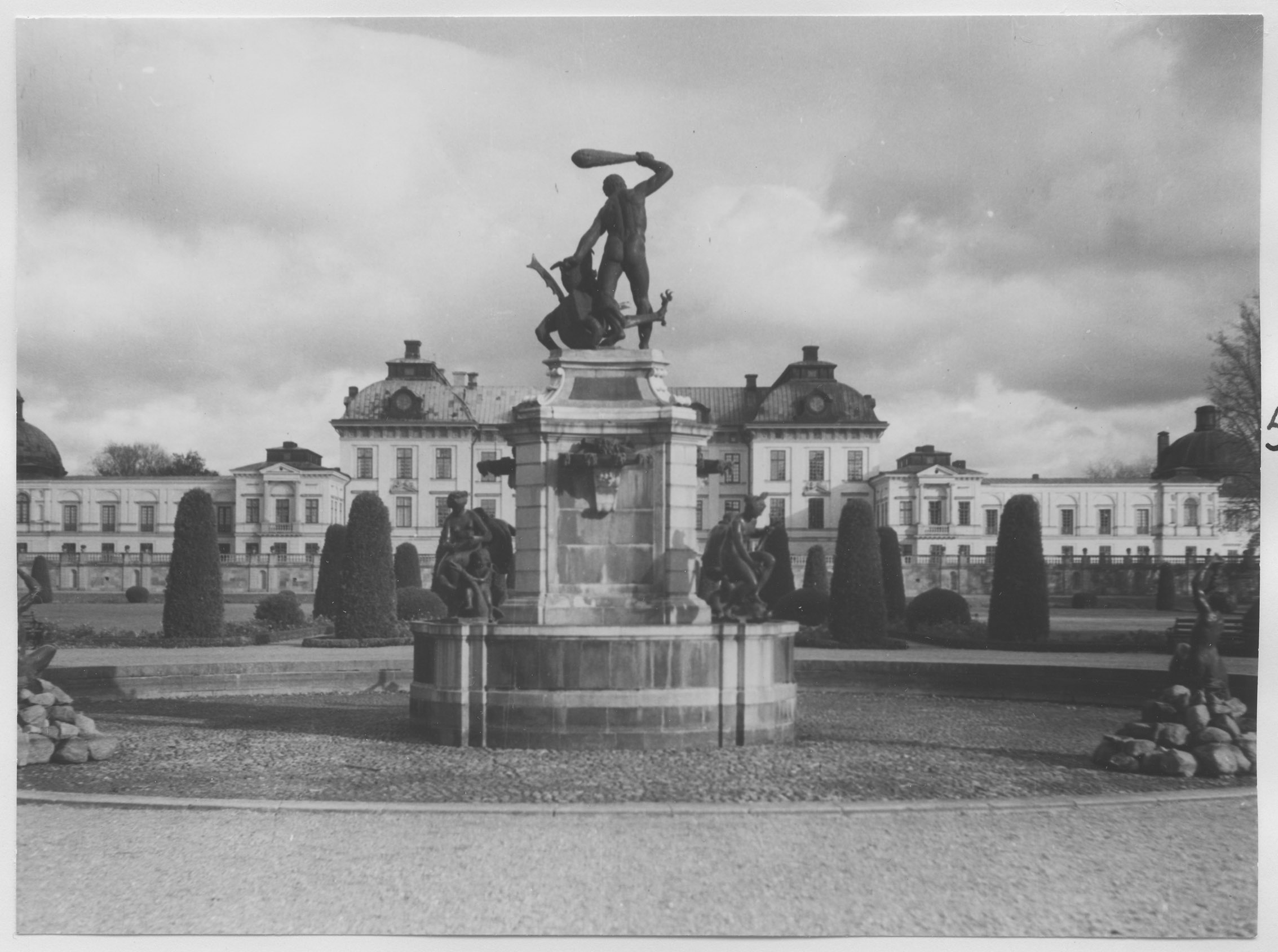 Mårten Sjöbeck, Drottningholms slott, Herkulesfontänen