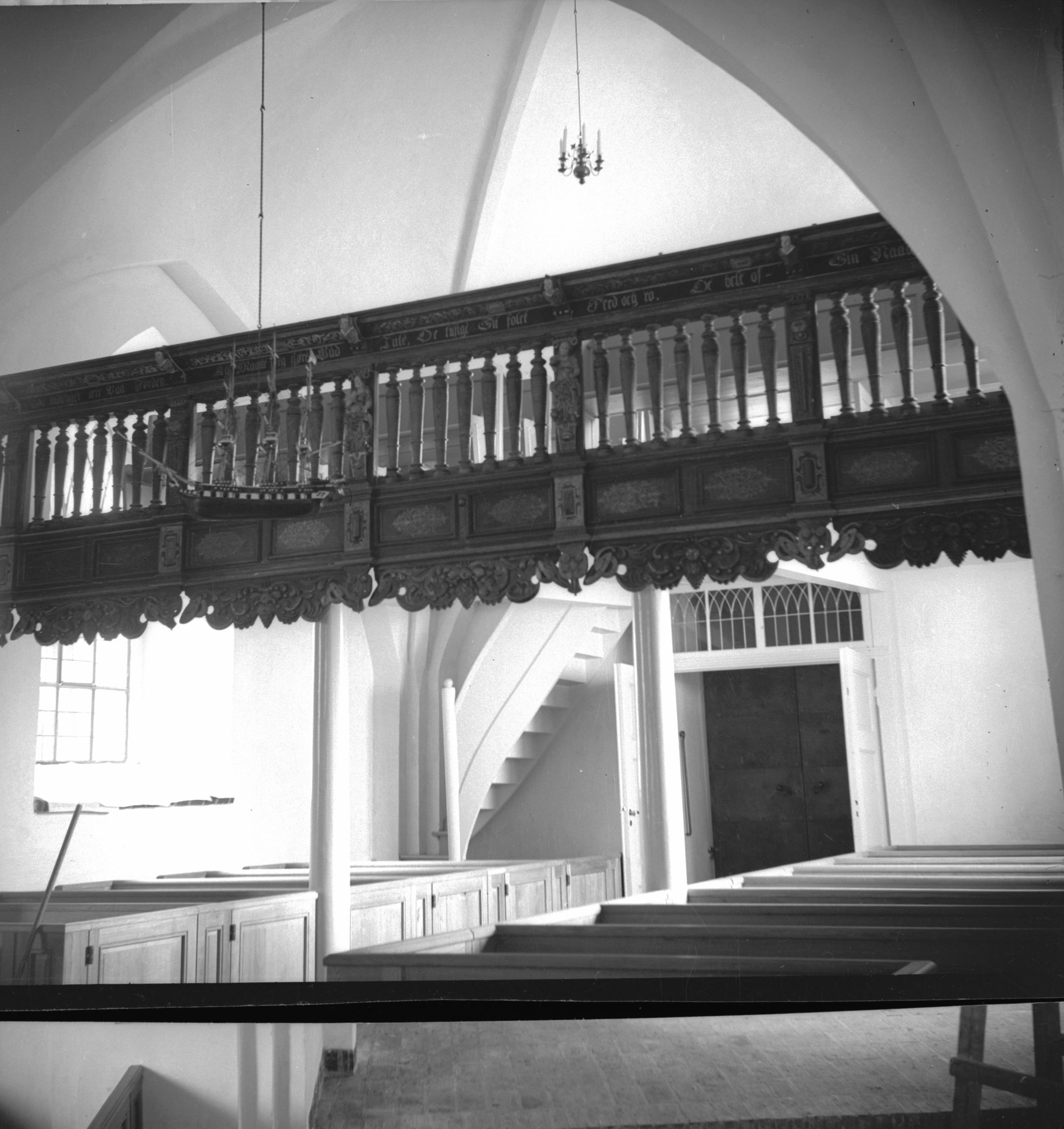 Osvald Owald, Raus kyrka