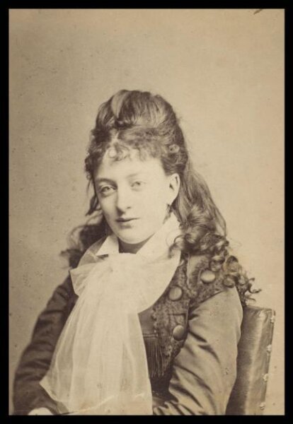 London Stereoscopic and Photographic Company, Guy Little Theatrical Photograph