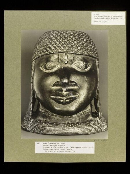 Walker Evans, Head of a Woman, Benin