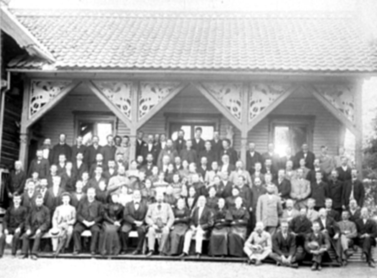 Anno Domkirkeodden, GRUPPE, NORGES STORLOGE I. O. G. T. AVHOLDSLOSJELys dress 3 rekke fra h. m/bart, Tollef Skaug