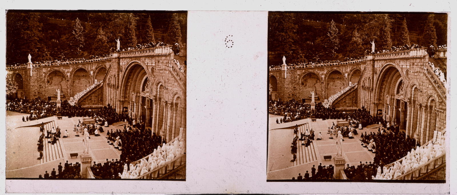 Desconegut, [Lourdes]