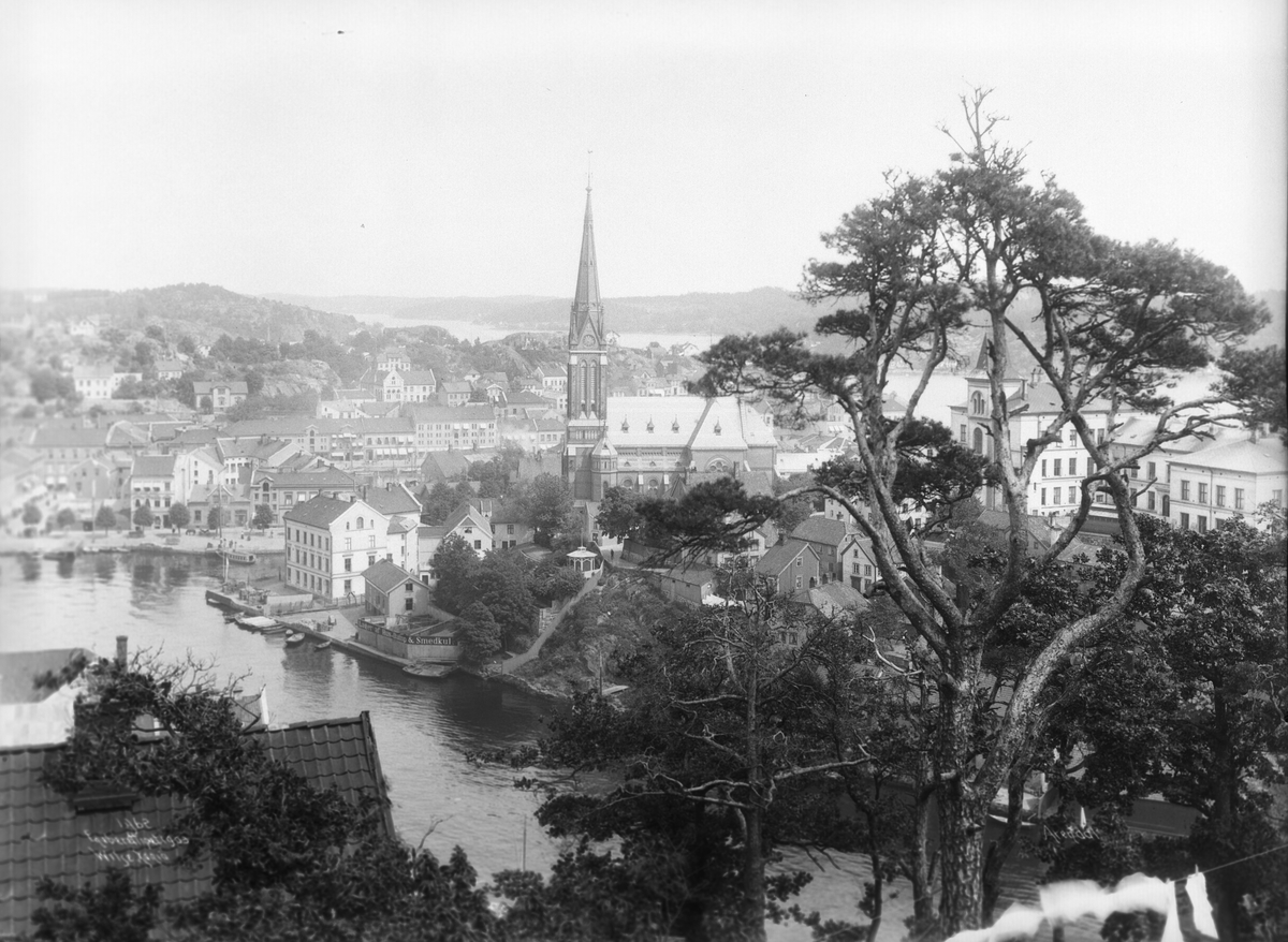 Anders Beer Wilse, Prot: Arendal - Byen fra Heien med Kirken 10. Juni 1903