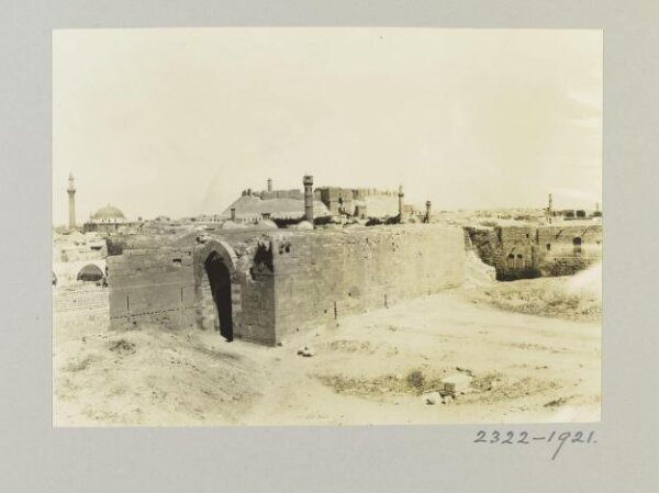 K.A.C. Creswell, Bab Qinnasrin in city walls, Aleppo