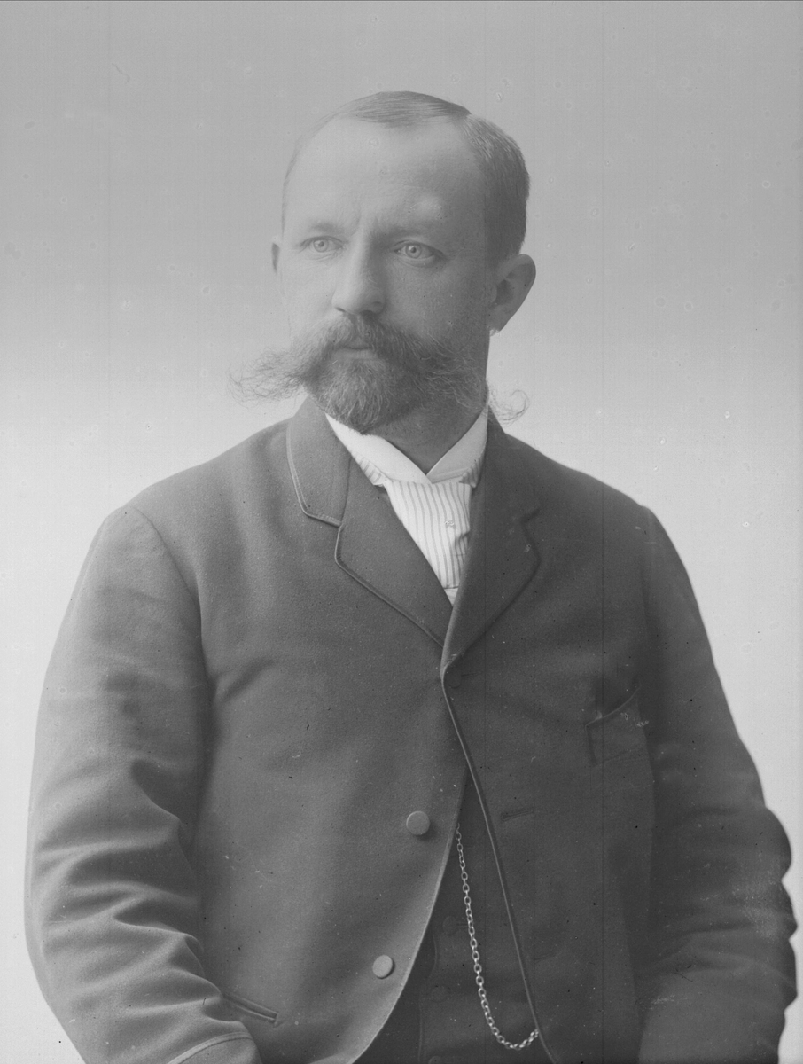 Gustav Borgen, NFB.09598